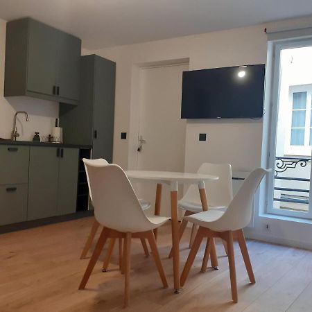 Saint-Germain-En-Laye: Grand Studio En Centre Ville A 2 Minutes Du Rer ภายนอก รูปภาพ