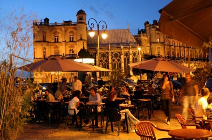 Saint-Germain-En-Laye: Grand Studio En Centre Ville A 2 Minutes Du Rer ภายนอก รูปภาพ